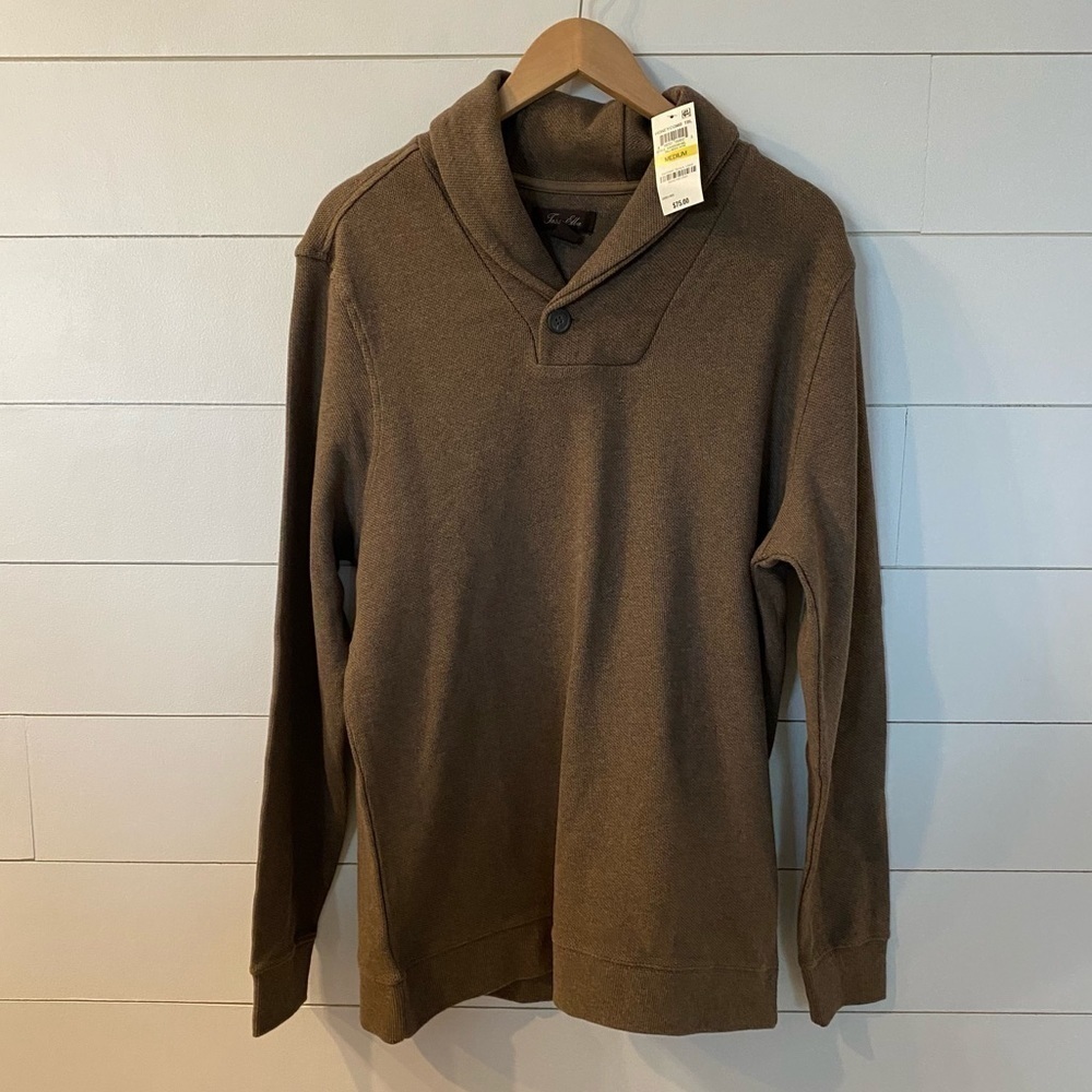 NWT men’s one button v neck sweater